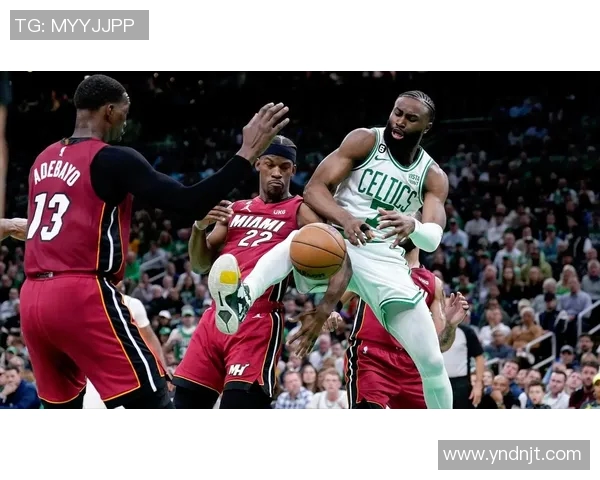 热火与小牛第六场精彩对决录像回放分析全场精彩瞬间与关键时刻解读